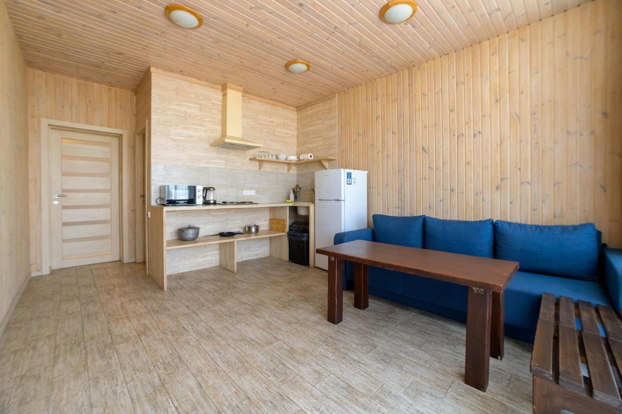 Prichal 80 Hotel Zatoka Bagian luar foto