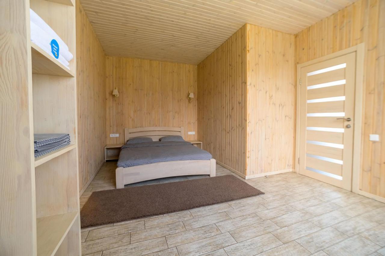 Prichal 80 Hotel Zatoka Bagian luar foto