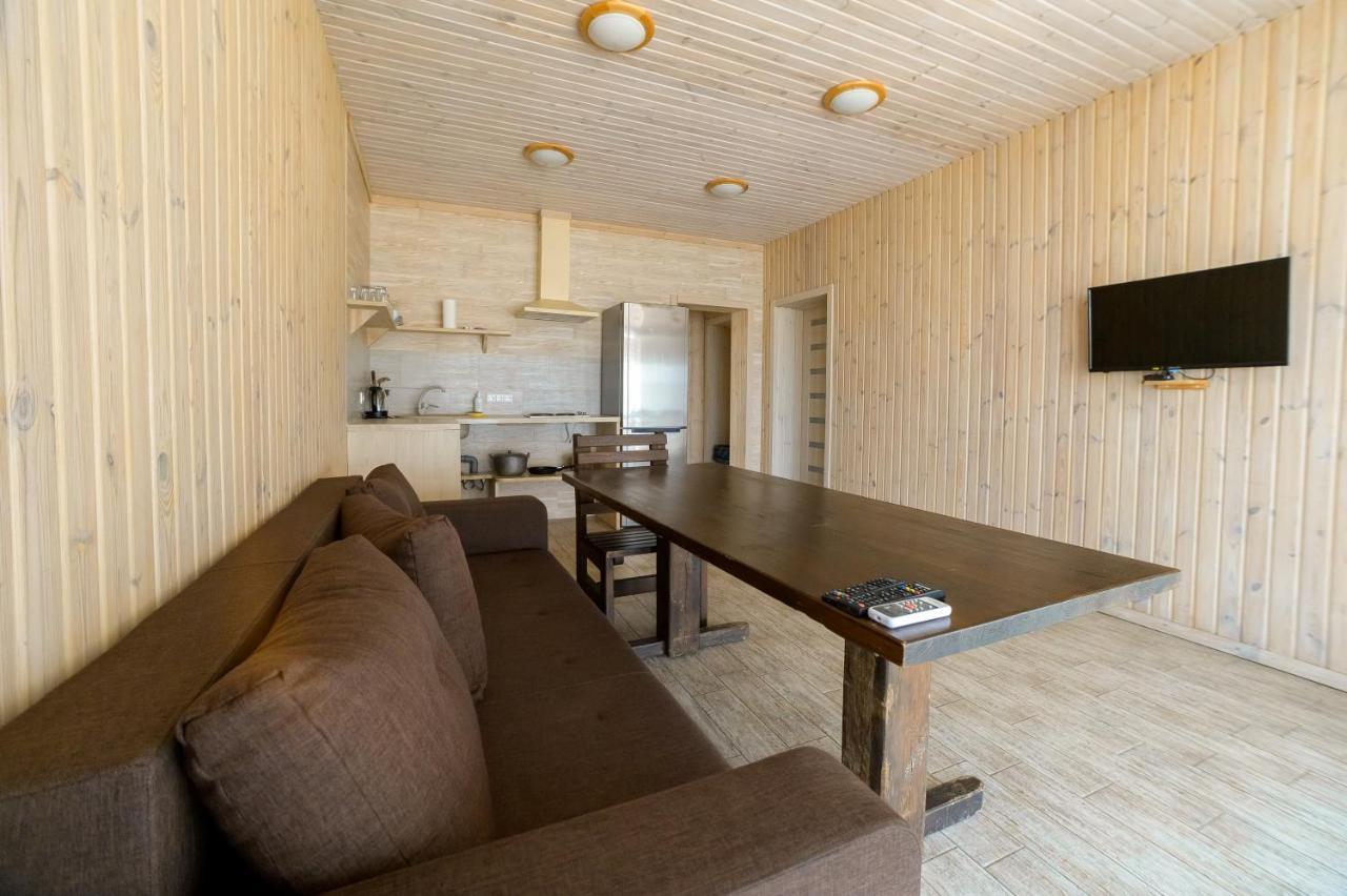 Prichal 80 Hotel Zatoka Bagian luar foto