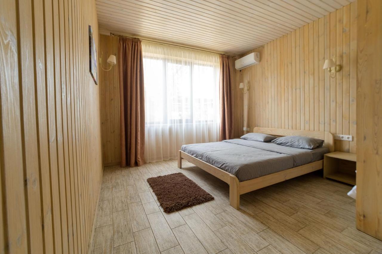 Prichal 80 Hotel Zatoka Bagian luar foto