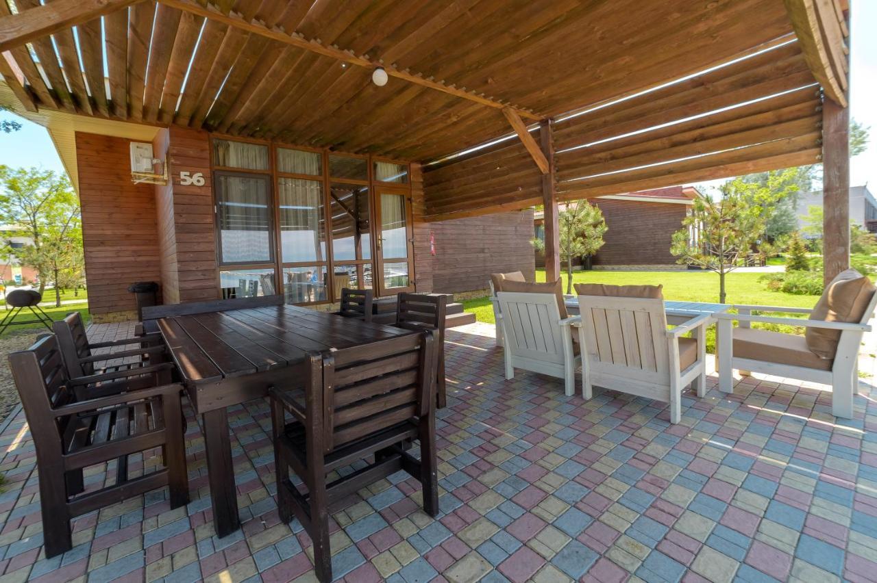 Prichal 80 Hotel Zatoka Bagian luar foto