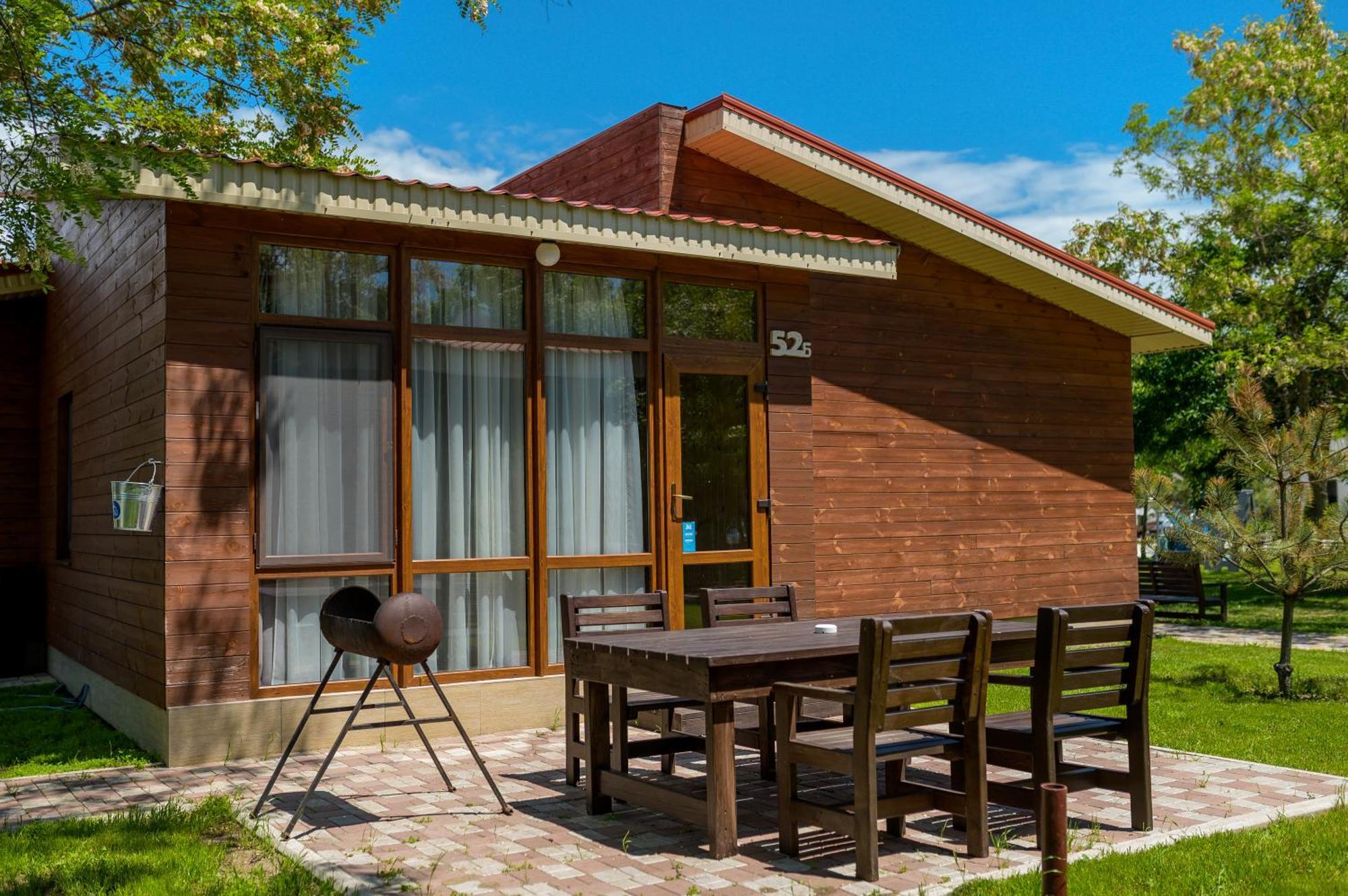 Prichal 80 Hotel Zatoka Bagian luar foto