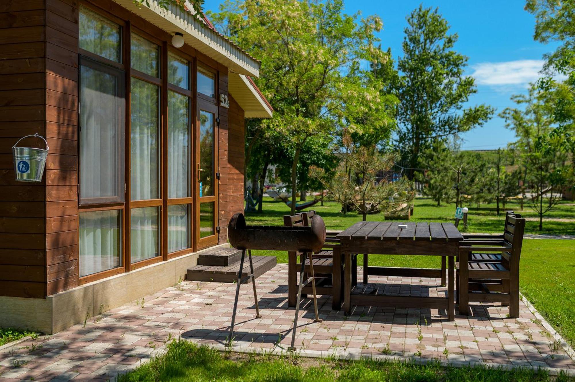 Prichal 80 Hotel Zatoka Bagian luar foto