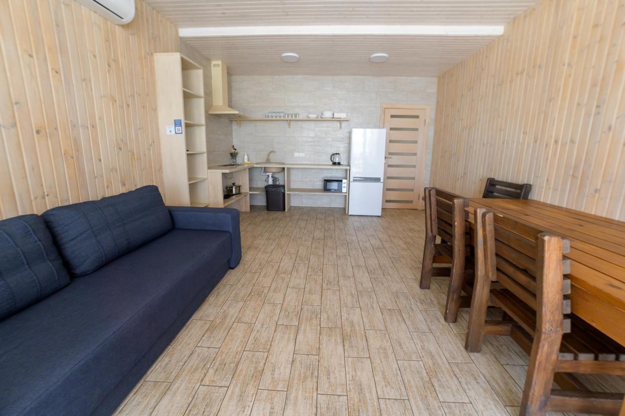 Prichal 80 Hotel Zatoka Bagian luar foto